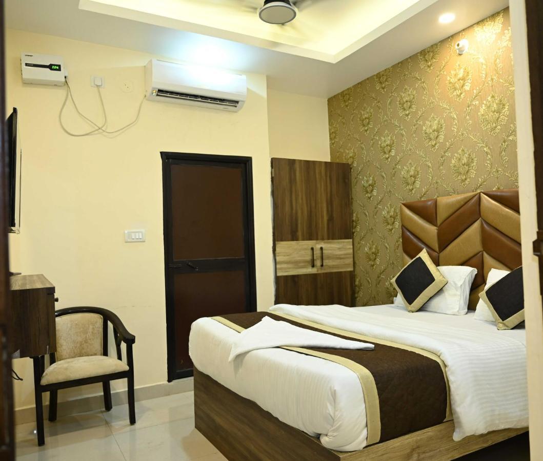 Super Hotel O Glance Inn Patna  Kültér fotó