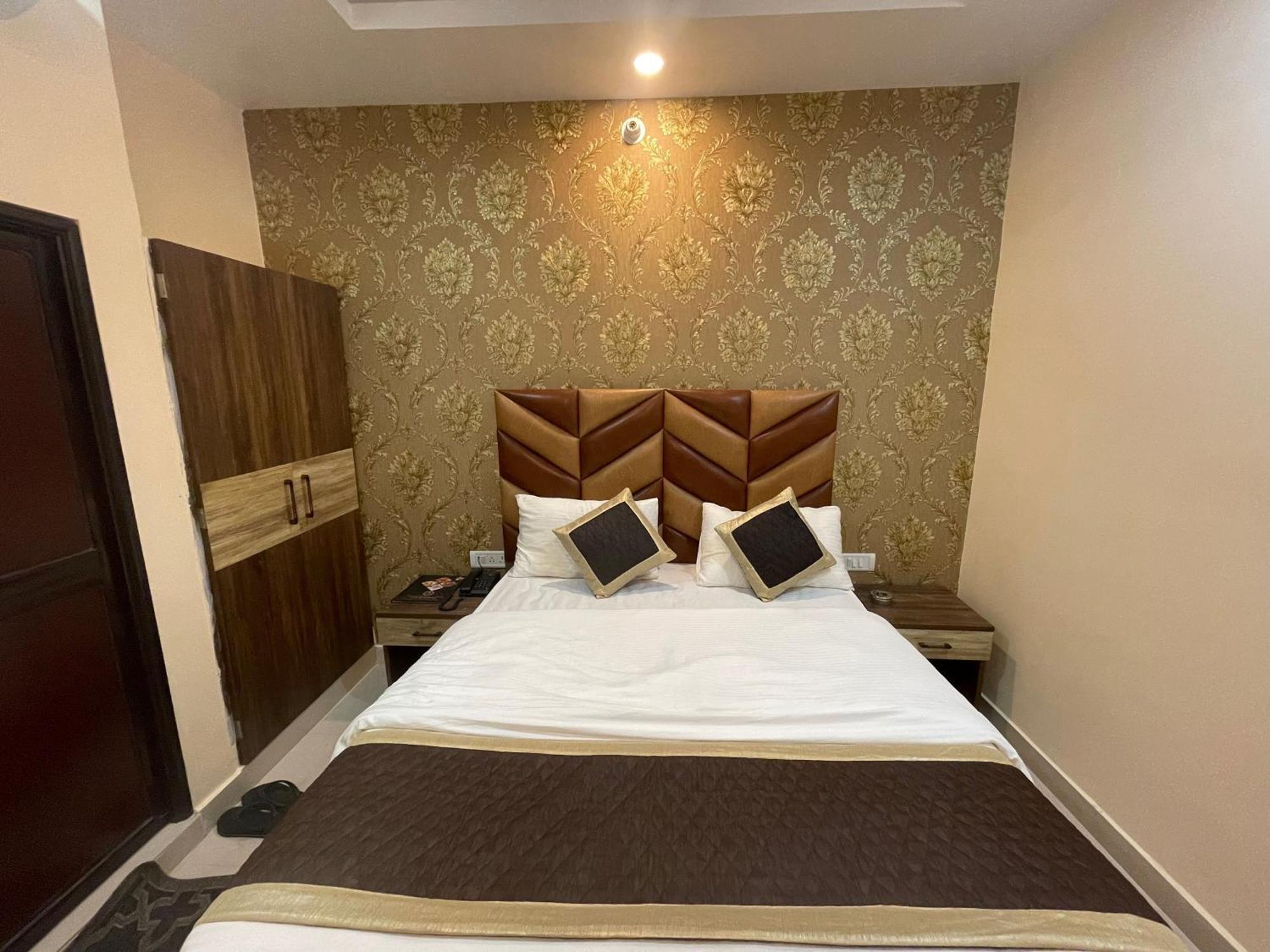 Super Hotel O Glance Inn Patna  Kültér fotó