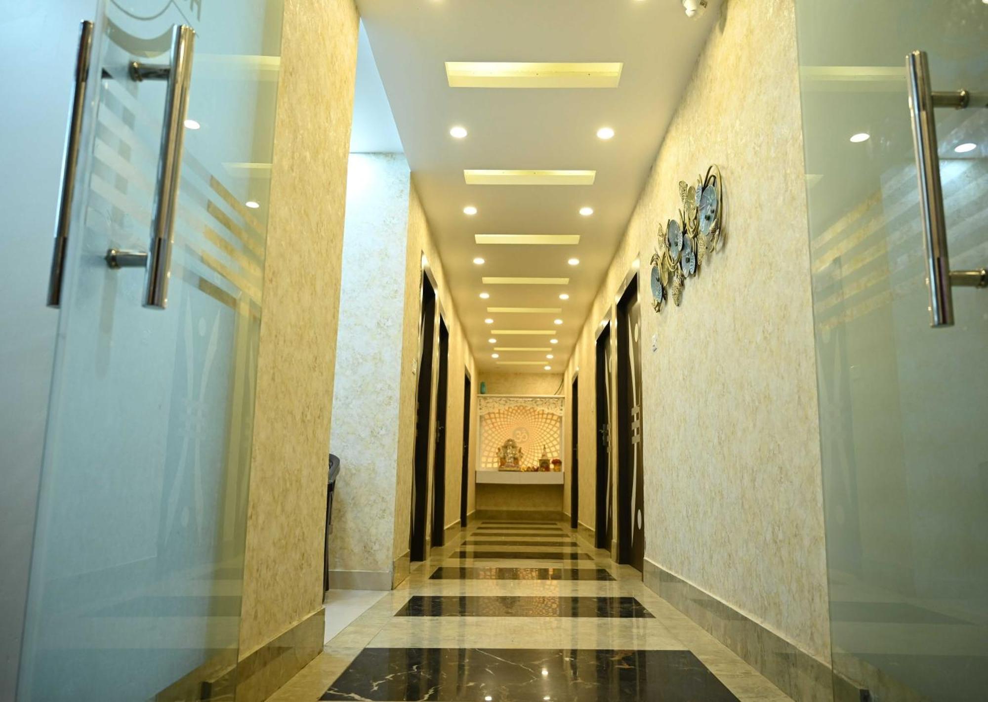 Super Hotel O Glance Inn Patna  Kültér fotó