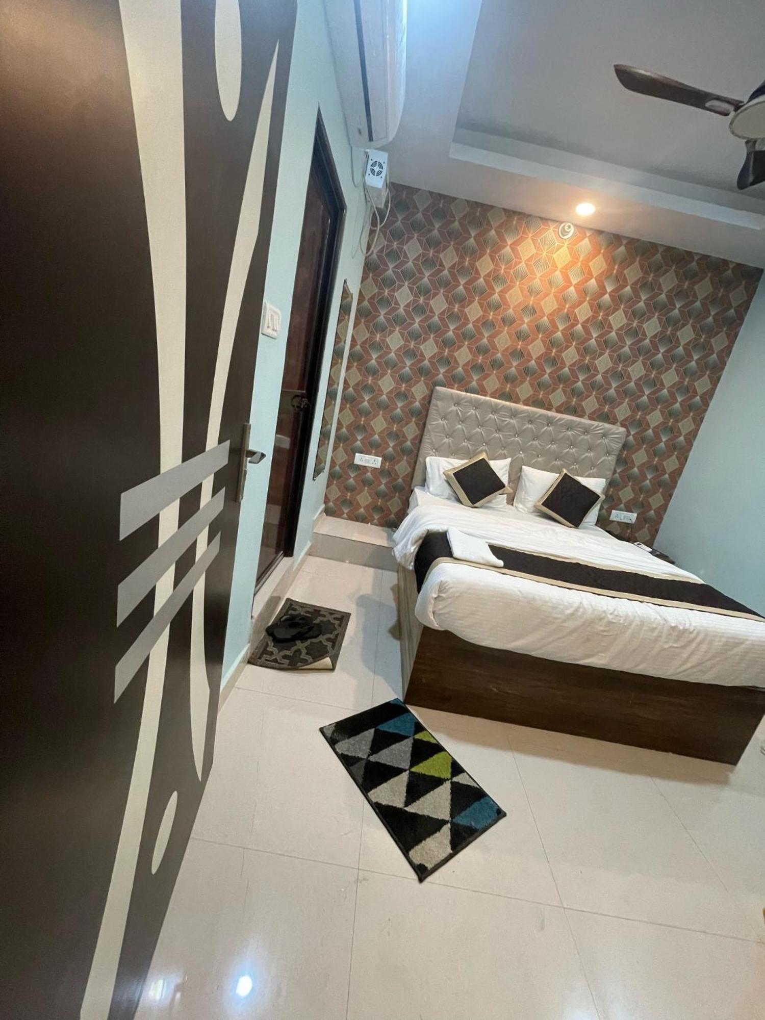 Super Hotel O Glance Inn Patna  Kültér fotó
