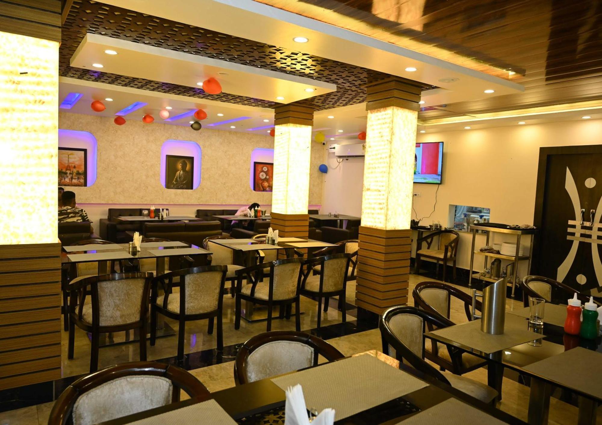 Super Hotel O Glance Inn Patna  Kültér fotó